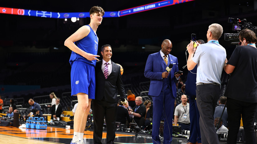 236-сантиметровый баскетболист стал самым высоким игроком в истории NCAA