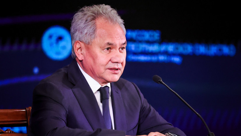 Шойгу предложил построить в Сибири город — спутник Саяногорска Шойгу предложил построить в Сибири город — спутник Саяногорска