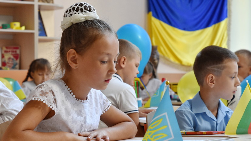 «На русском дома говорит каждый четвёртый»: почему украинский язык теряет популярность среди молодёжи «На русском дома говорит каждый четвёртый»: почему украинский язык теряет популярность среди молодёжи