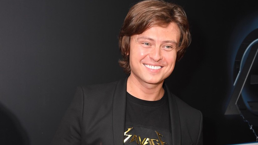 Прохор Шаляпин спел «Я — это ты» с болельщиками на матче минского «Динамо» и «Лады»