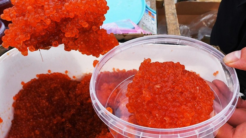 Доцент Ильяшенко: к Новому году цены на красную икру вырастут на 5—7%