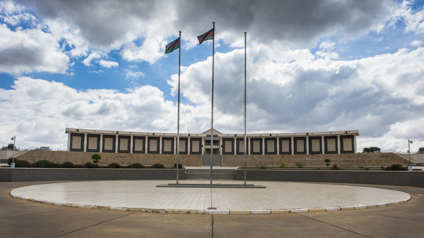 Nyasa Times: парламент Малави запросит отчёт кабмина о работе девушек в России