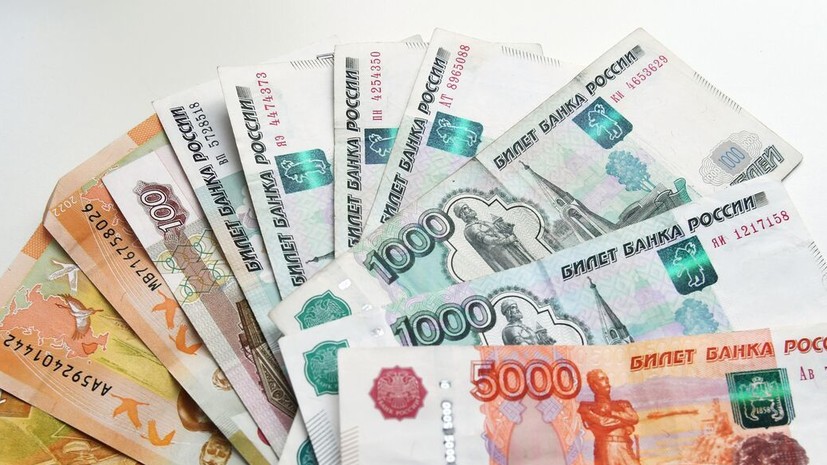 В Госдуму внесут проект об индексации зарплат не реже одного раза в год