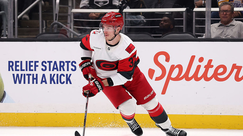 «Каролина» со счётом 5:4 обыграла «Торонто», у Свечникова и Никишина — по ассисту