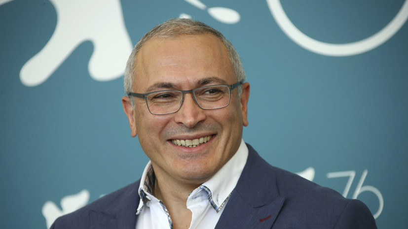 «Естественный отбор оппозиции»: как Ходорковский лишает влияния и денег «друзей» из ФБК