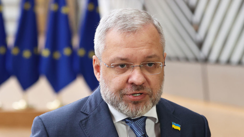 В Раду внесено предложение об увольнении главы Минюста Украины Галущенко