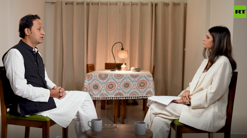 «Очень грязная геополитическая игра»: Чоудхури — о роли США в госперевороте в Бангладеш и давлении из-за связи с Россией