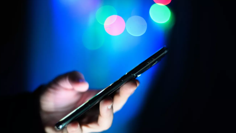 «Ведомости»: операторов в России обяжут отключать услуги связи по запросу ФСБ