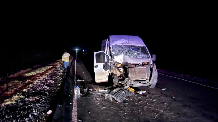 «Нужно было это вытерпеть. Они двери разбивали, посуду били»: как волонтёр СВО из Башкирии стала матерью для 30 детей