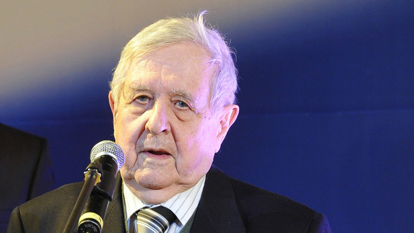 Медведев выразил соболезнования в связи со смертью профессора СПбГУ Толстого