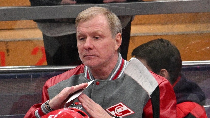 Жамнов рассказал, что у него нет полной информации о будущем Морозова в «Спартаке»