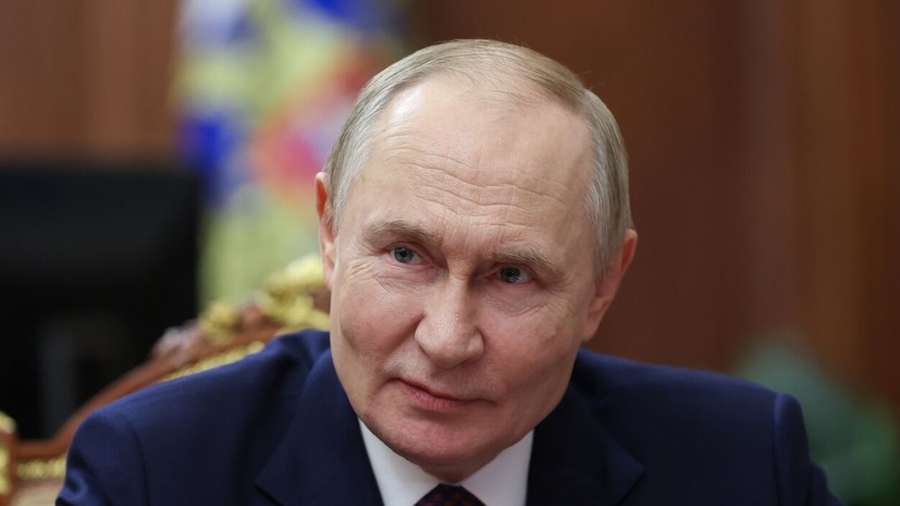 Путин поздравил коллектив RG.RU с 35-летием