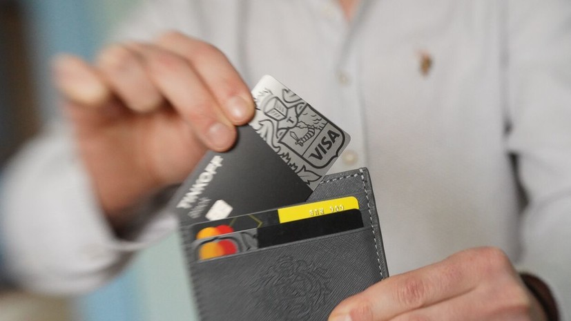 Аналитик Бочкина: банки считают подозрительным перевод от 100 тысяч рублей в день