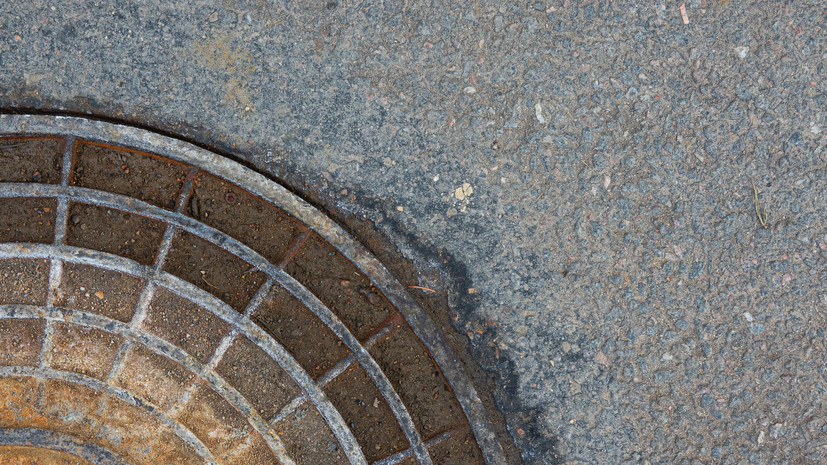 В Находке прокуратура начала проверку после падения мальчика в люк