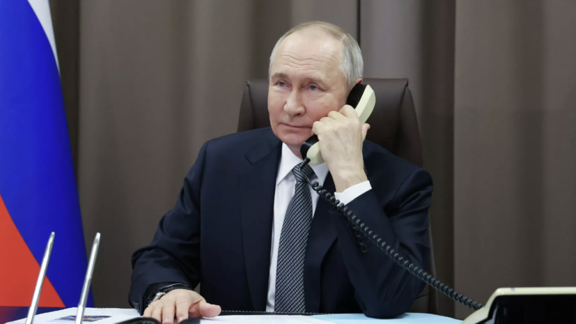 Песков: Путин 11 ноября может провести международный телефонный разговор