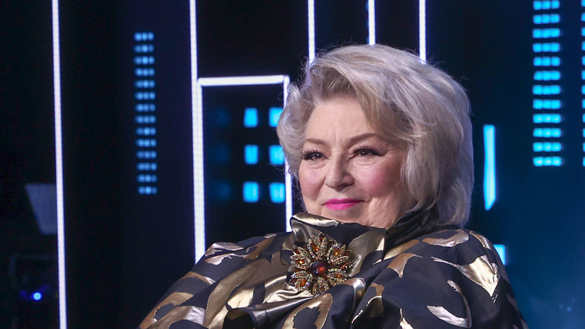 Тарасова назвала неожиданной помолвку Медведевой