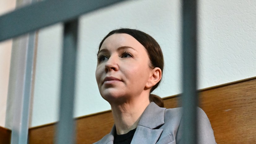 «Повод для возбуждения уголовных дел»: сделки Блиновской требуют признать недействительными