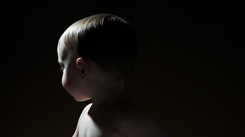 Мать сожителя фигурантки дела о продаже детей назвала причины передачи младенца