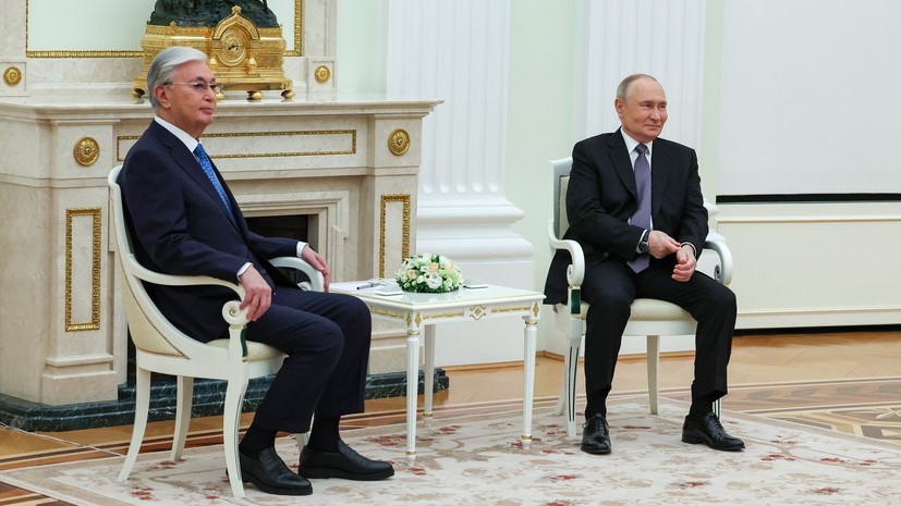 Путин заявил, что после ужина пригласит Токаева к себе на чай