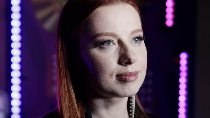 Юлия Савичева рассказала о сложностях работы в мире российского шоу-бизнеса