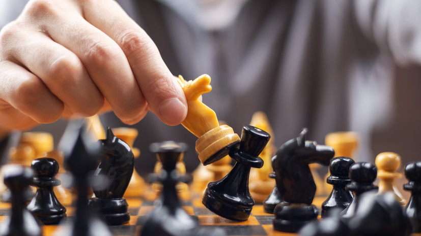 Три российских гроссмейстера вышли в 1/8 финала Кубка мира по шахматам