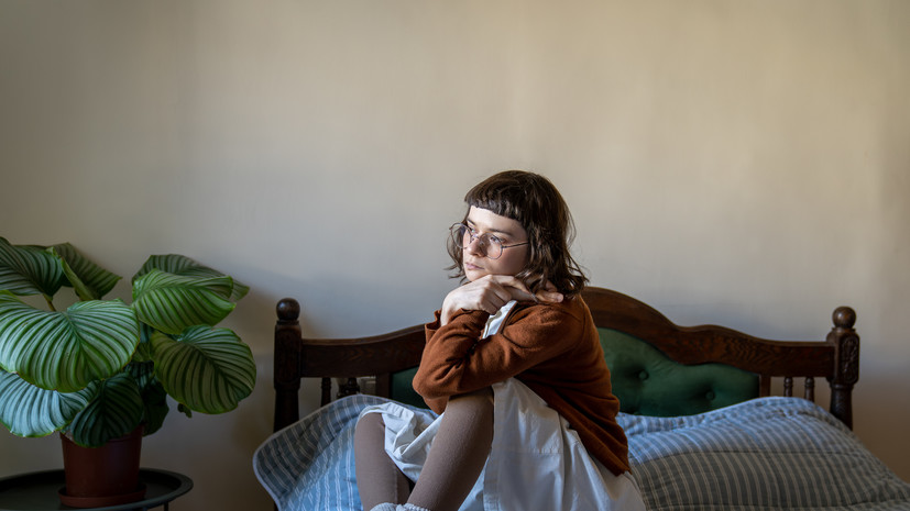 Психиатр Пережогин: осенняя хандра связана со снижением солнечной активности