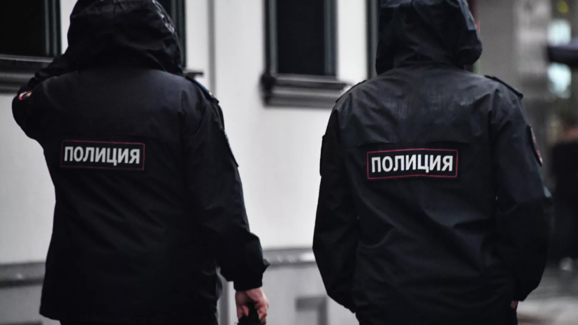 Совершившего поджог в кинотеатре в Москве подростка доставили в отдел полиции