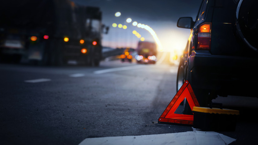 В Пермском крае столкнулись микроавтобус и грузовик, есть погибшие