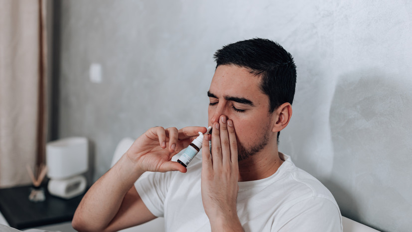 Врач посоветовала не использовать капли с антибиотиками при насморке