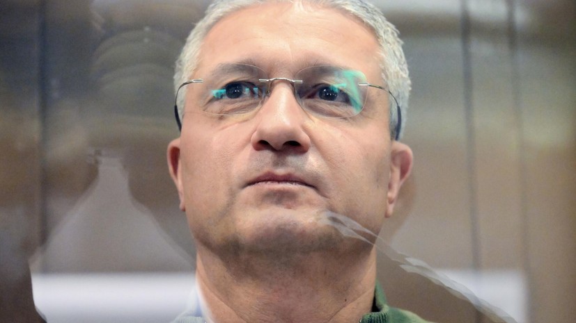 Суд взыскал долг по коммуналке с экс-замглавы Минобороны Тимура Иванова