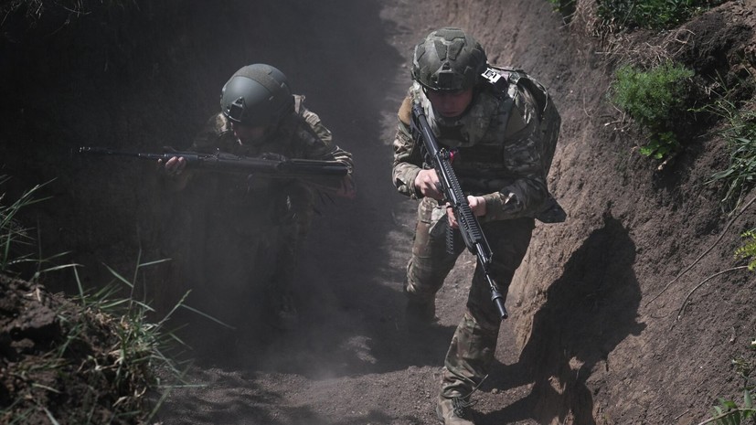 Бойцы ВС России уничтожили боевиков ВСУ, пока они распивали чай