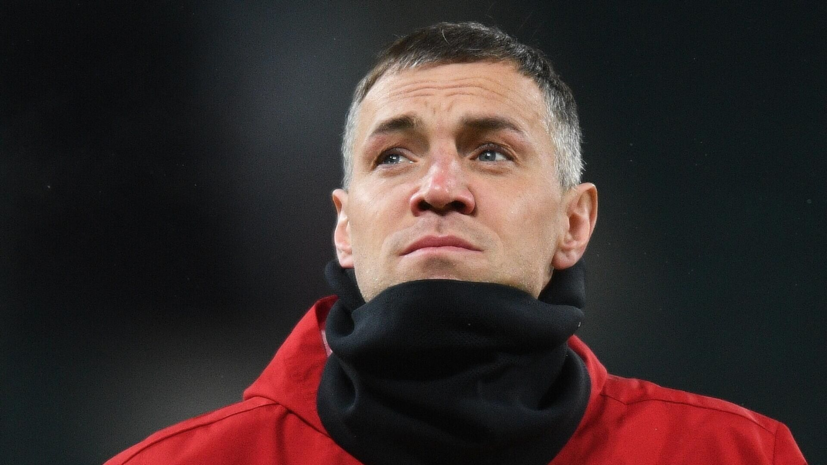 Семшов — о вызове Дзюбы в сборную России: ему физически тяжело разрываться на два фронта