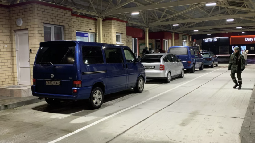 Через открытые Польшей КПП в Белоруссию въехали 200 легковых авто