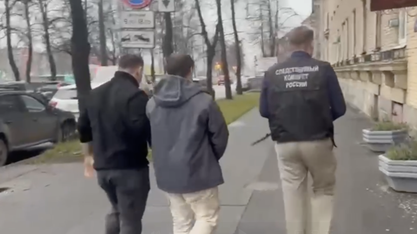 Жителю Петербурга предъявили обвинение в распространении фейков о ВС России