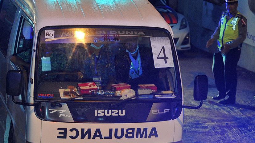 Daily Mail: один турист скончался, ещё 20 пострадали от отравления на Бали