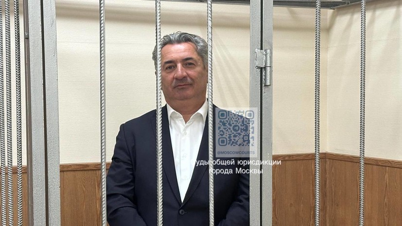 Гособвинение просит 14 лет колонии для бывшего вице-премьера Башкирии