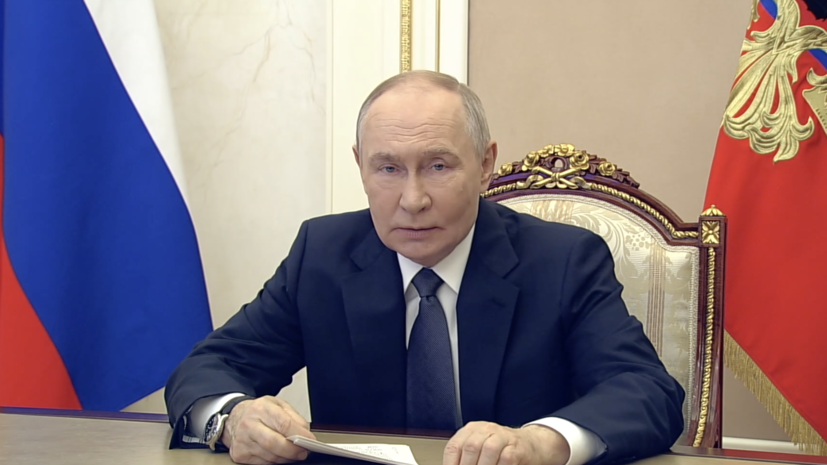 «Ещё один символ таланта, силы, созидательной энергии нашего народа»: Путин — о новом ледоколе «Сталинград»