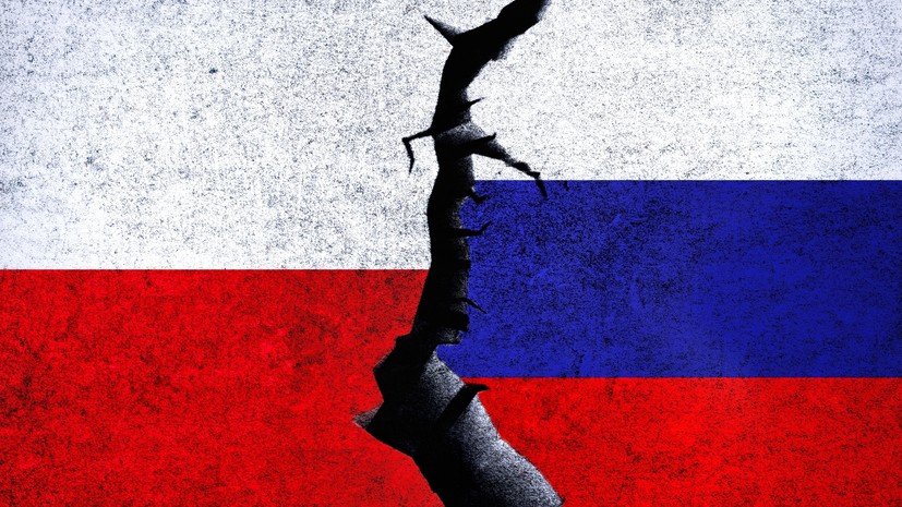 Ордаш: из-за закрытия консульства России Польшу покинут четыре дипломата