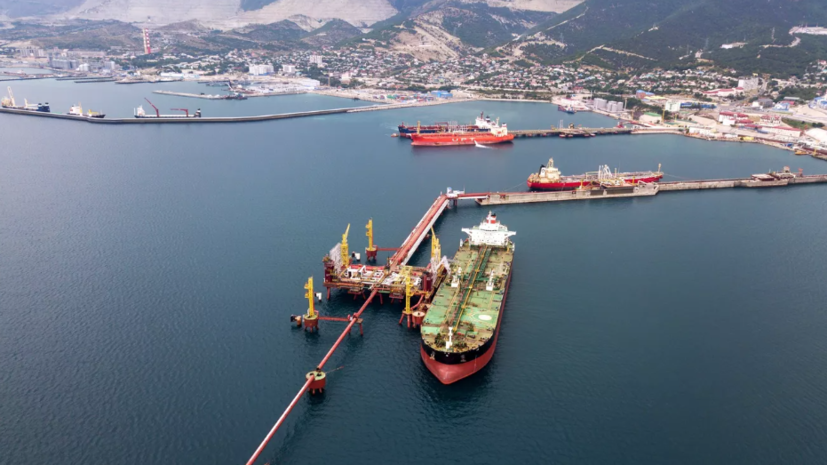 «Ъ»: морской экспорт российской нефти снизился до минимума с начала года