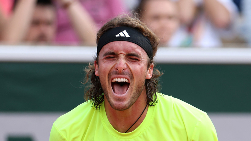 Циципаса лишили водительских прав на год за превышение скорости