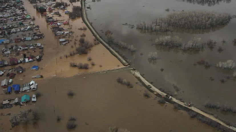 В Орске отремонтировали 14 участков прорванной дамбы