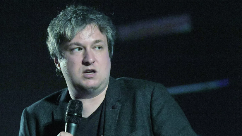 Суд в Москве заочно арестовал кинокритика Долина