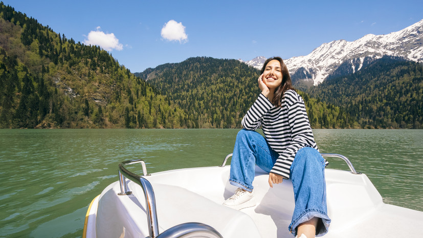 Российские туристы этой осенью чаще всего выбирали Тверь и Абхазию