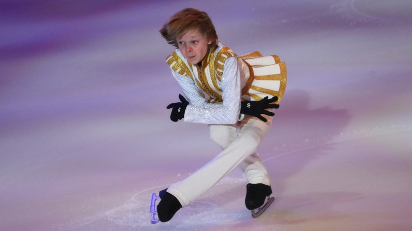 Пари с Овечкиным, тренировки с отцом, занятия футболом и онлайн-учёба: как Плющенко-младший пытается стать фигуристом