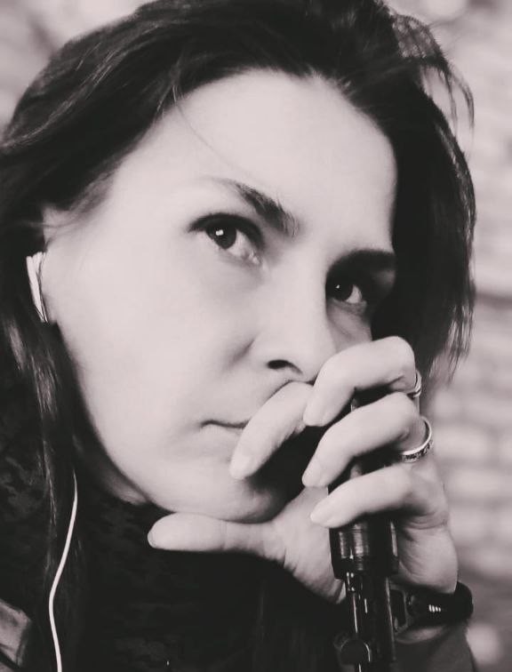 «Снайперские дуэли скорее миф»: ефрейтор Юлия Толстоусова — об 11 годах на фронте и о творчестве