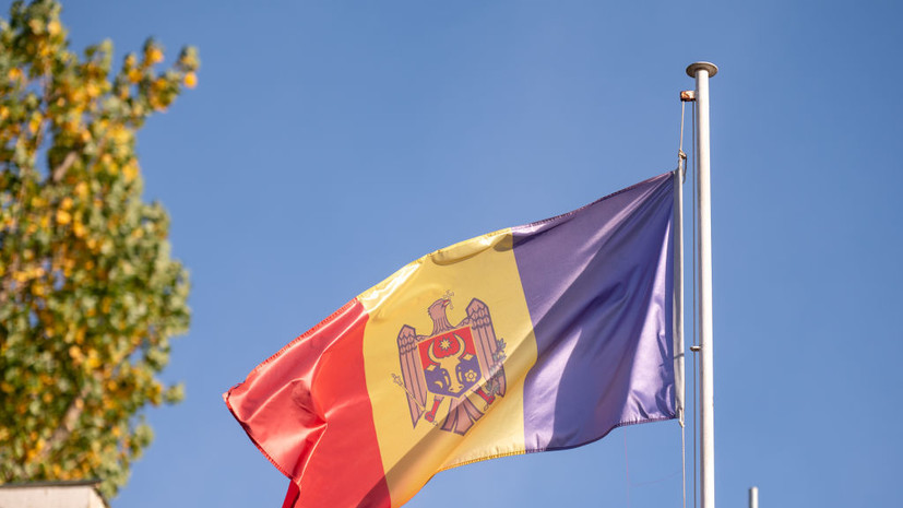 В Молдавии к визиту российского посла выставили подбитый БПЛА у здания МИД