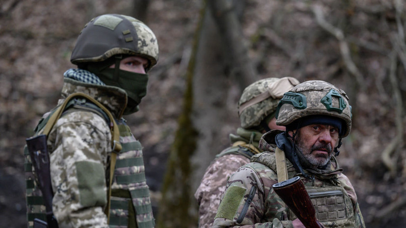 ВСУ в районе Садков Сумской области отступают, бросая вещи и боеприпасы