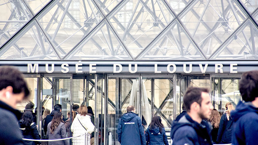 Грабитель Лувра рассказал об организаторах со «славянским акцентом»