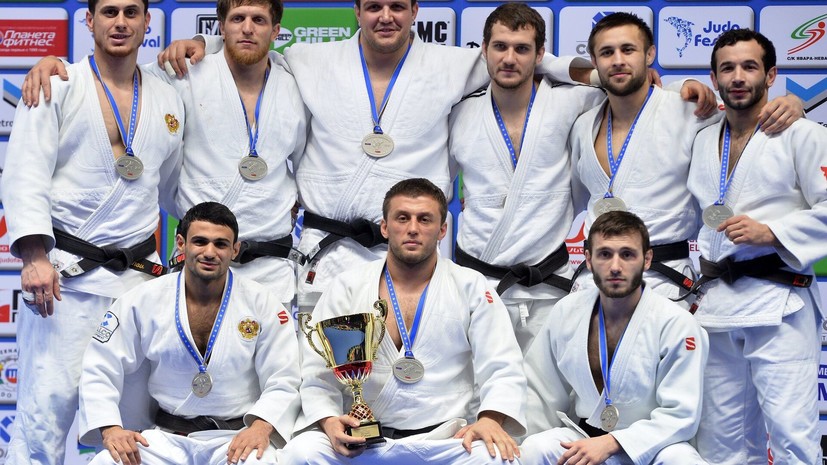 Российским дзюдоистам вернули право выступать на турнирах под флагом страны