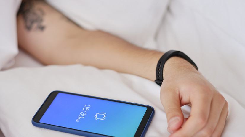 Эндокринолог Одерий рассказала о вреде отложенного будильника